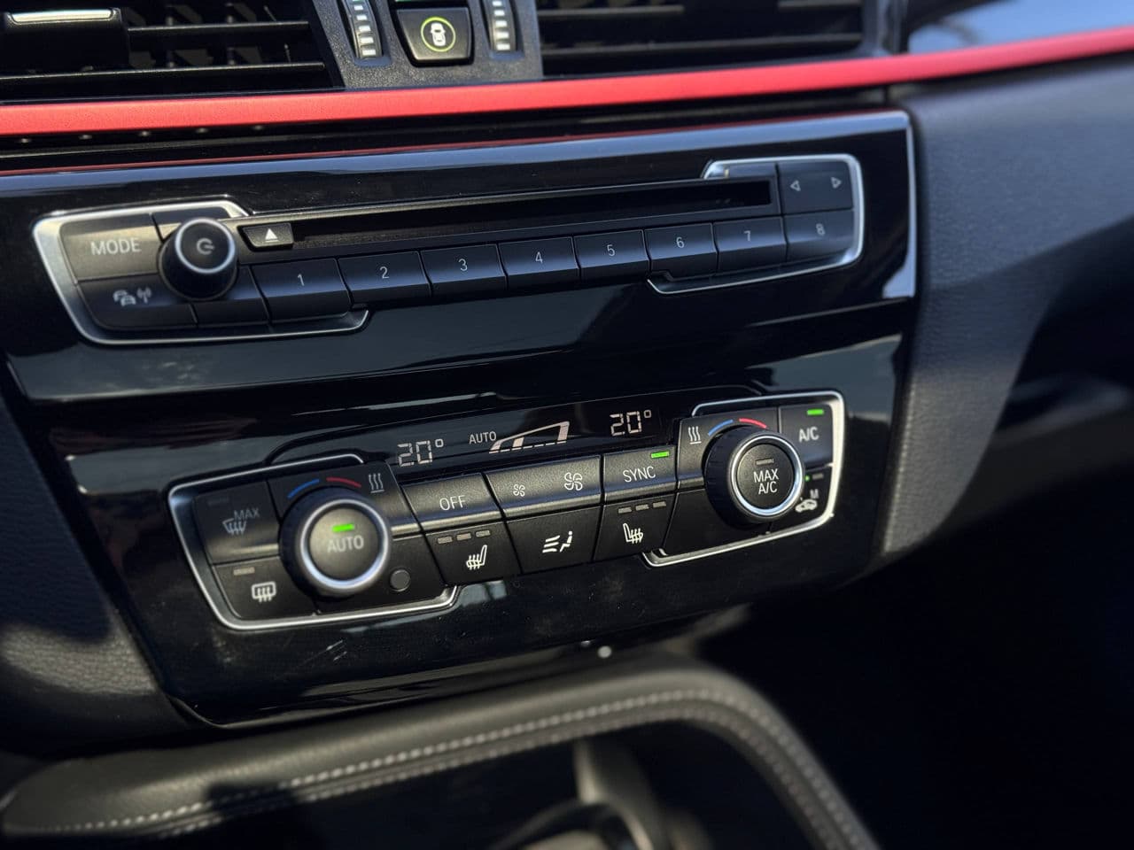 2016 BMW X1 1.8D — Miniatură 11