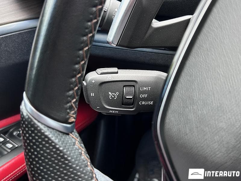 2022 Peugeot 3008 — Miniatură 11