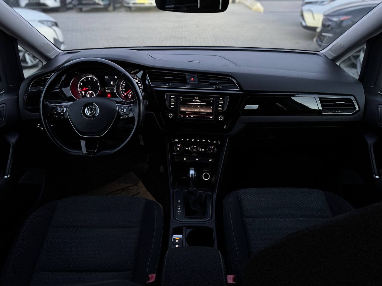 2015 Volkswagen Touran — Miniatură 6