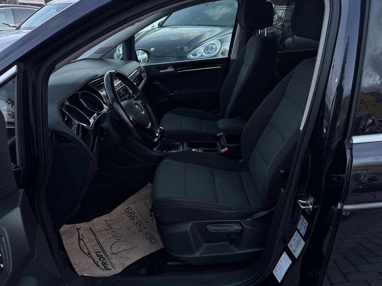 2015 Volkswagen Touran — Miniatură 5