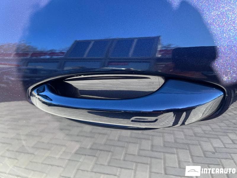 Porsche Cayenne 2019 — Миниатюра 6