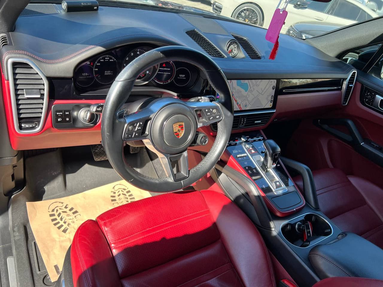 Porsche Cayenne 2019 — Миниатюра 10
