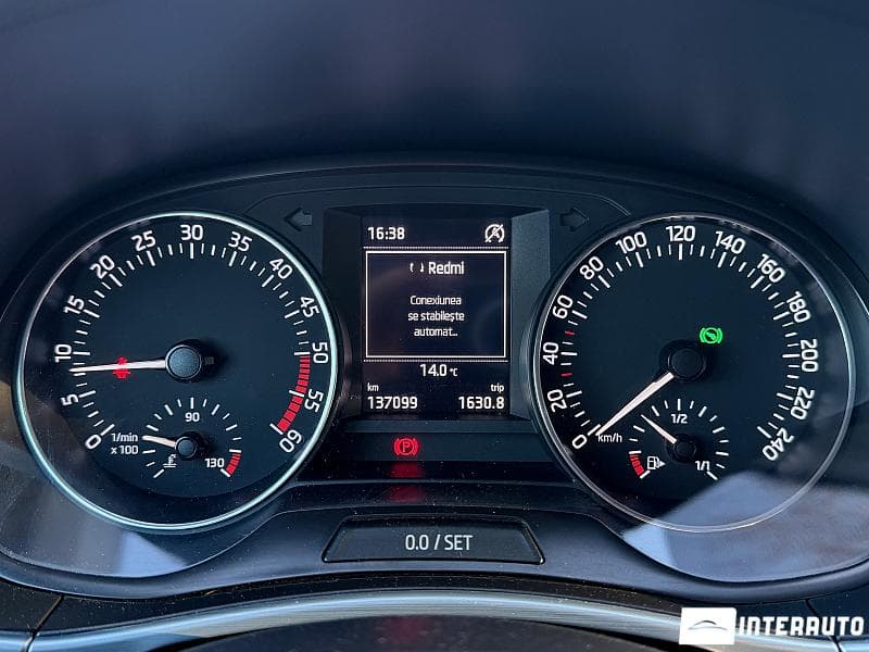 2015 Skoda Fabia — Miniatură 10