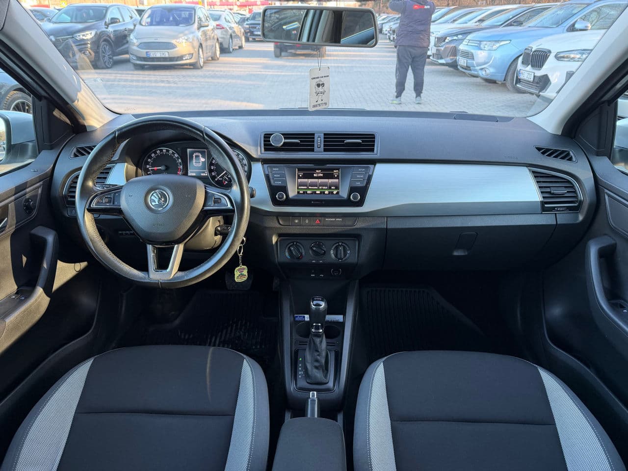 2015 Skoda Fabia — Miniatură 8