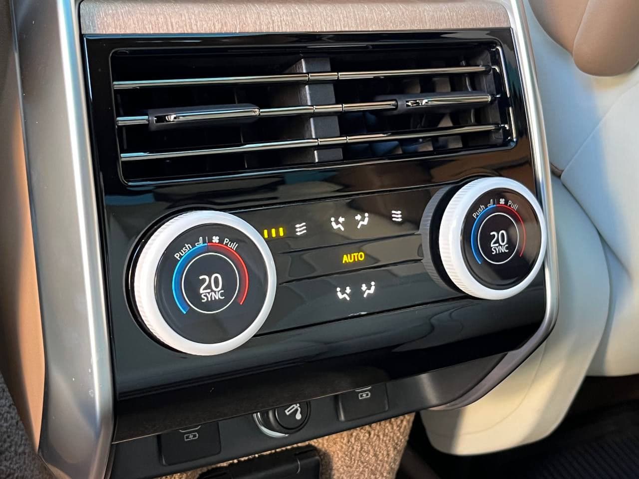 2023 Land Rover Range Rover Vogue — Miniatură 23