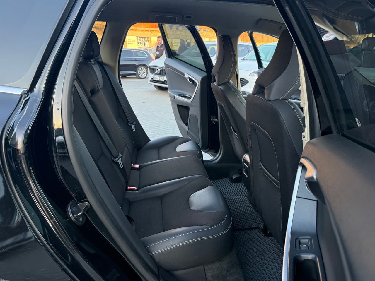 2011 Volvo XC 60 — Miniatură 14