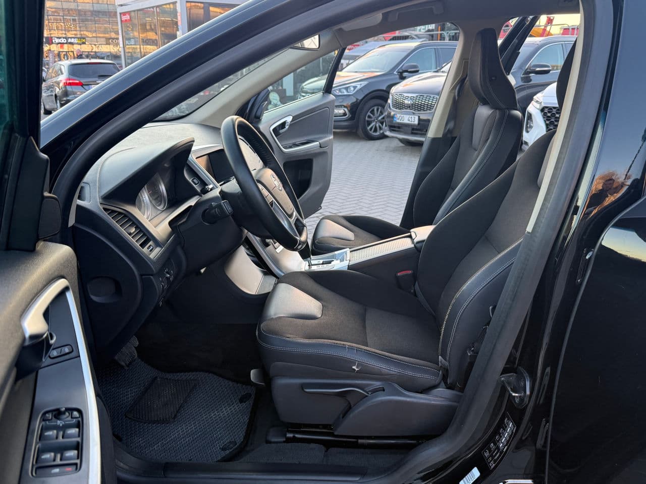 2011 Volvo XC 60 — Miniatură 5