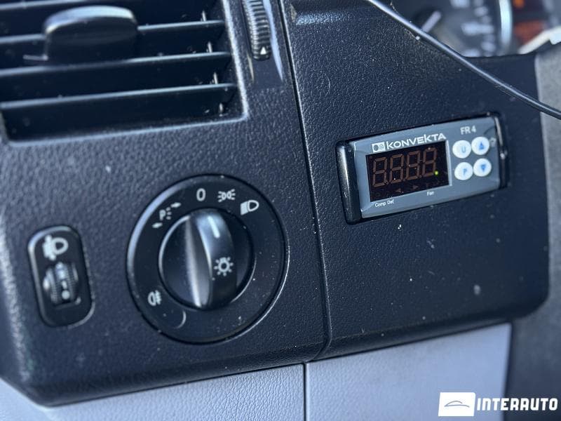 2011 Mercedes Sprinter — Miniatură 7