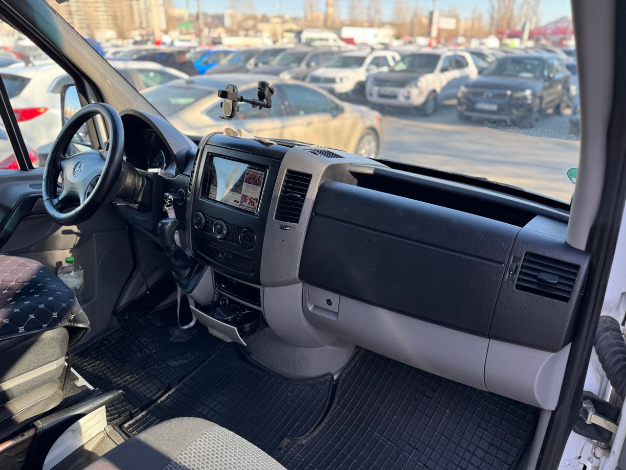 2011 Mercedes Sprinter — Miniatură 15