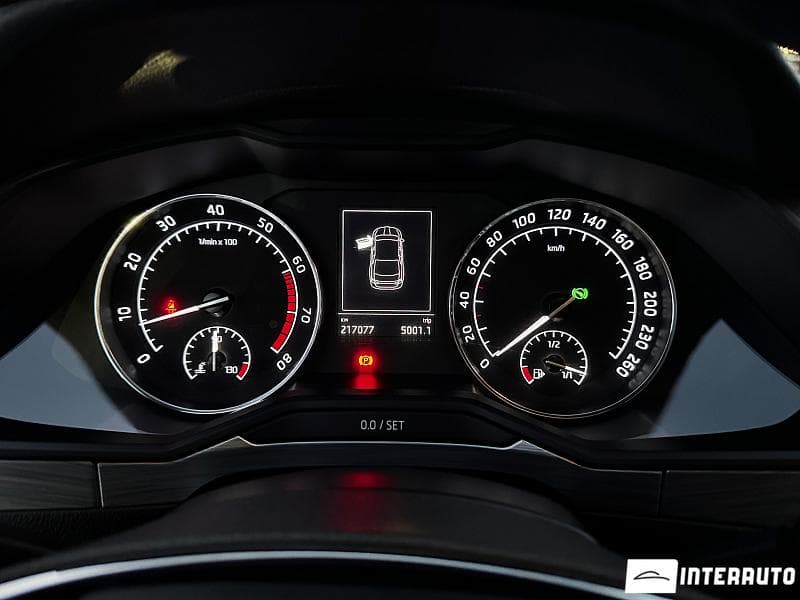 2020 Skoda Superb — Miniatură 7