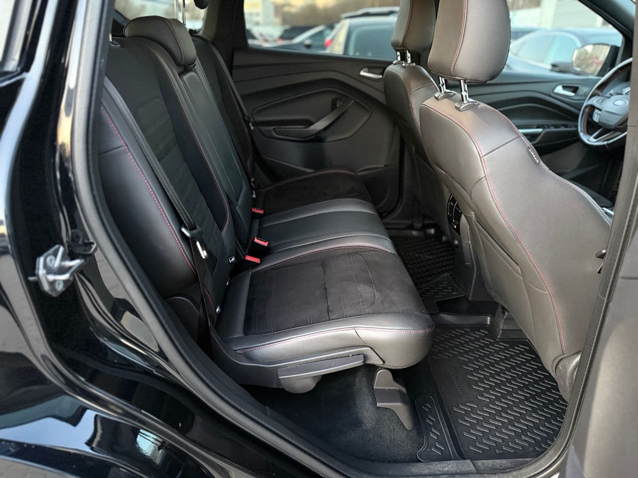 2017 Ford Kuga — Miniatură 19