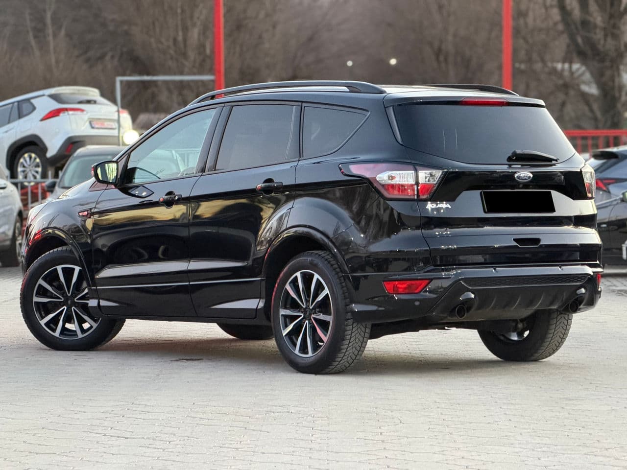 2017 Ford Kuga — Miniatură 3