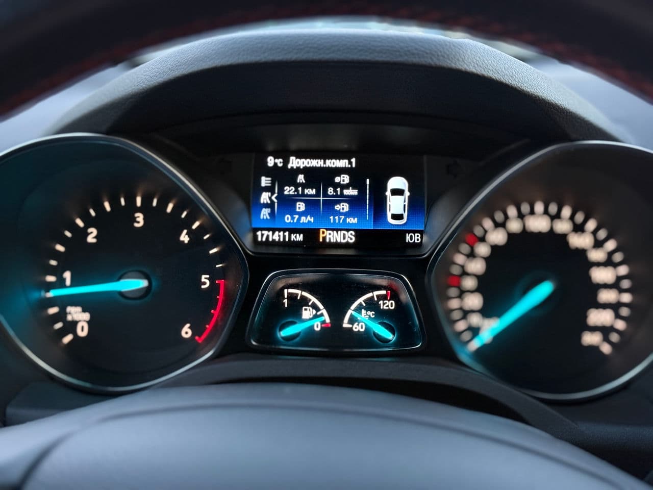 2017 Ford Kuga — Miniatură 13