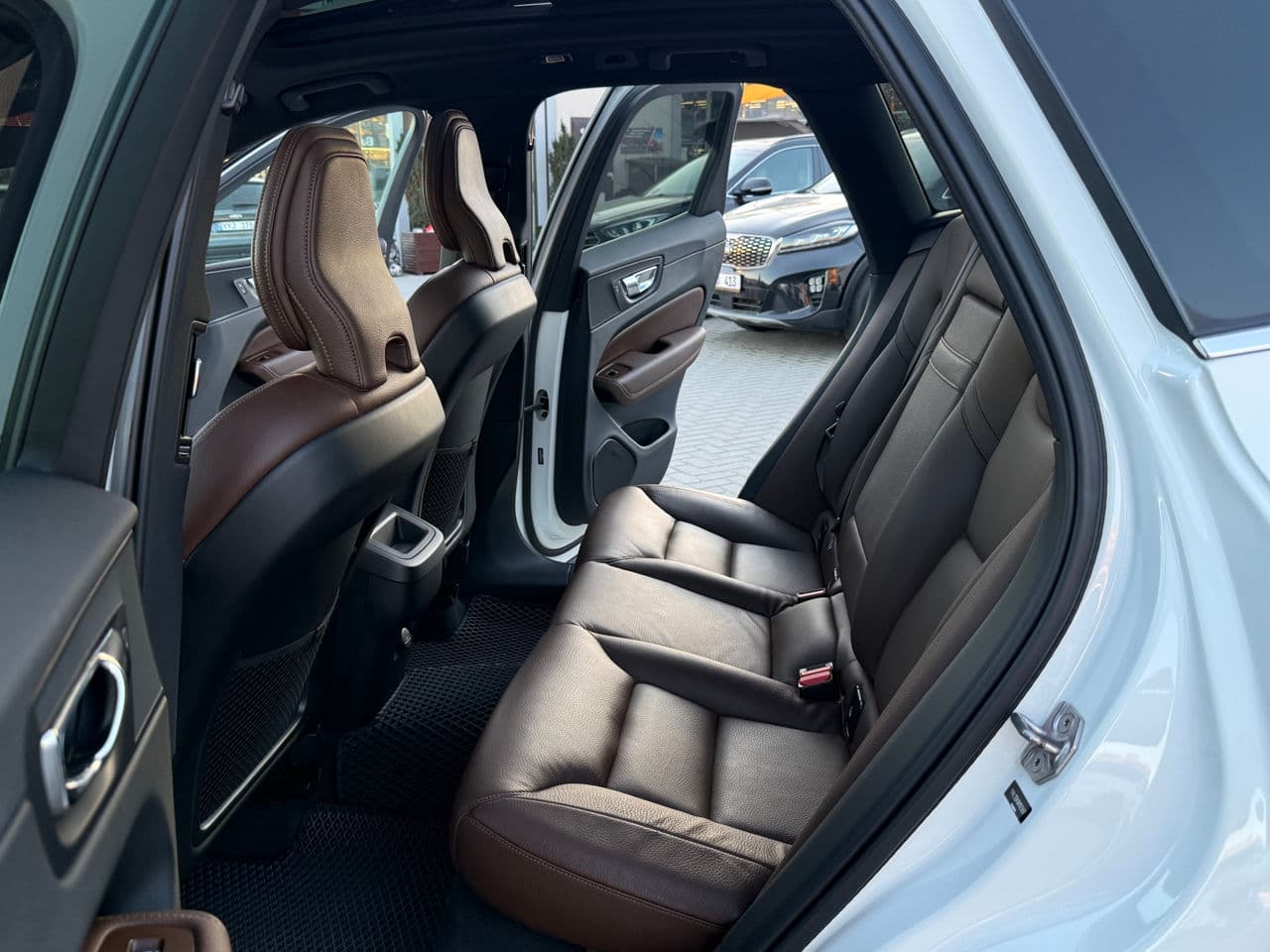 2021 Volvo XC 60 — Miniatură 14