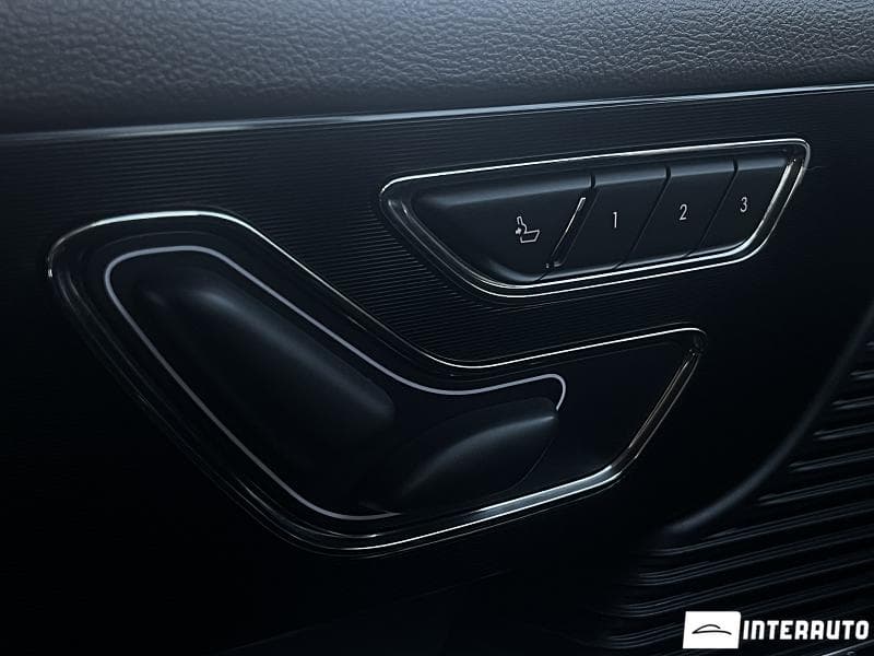 2020 Lincoln Corsair — Miniatură 8