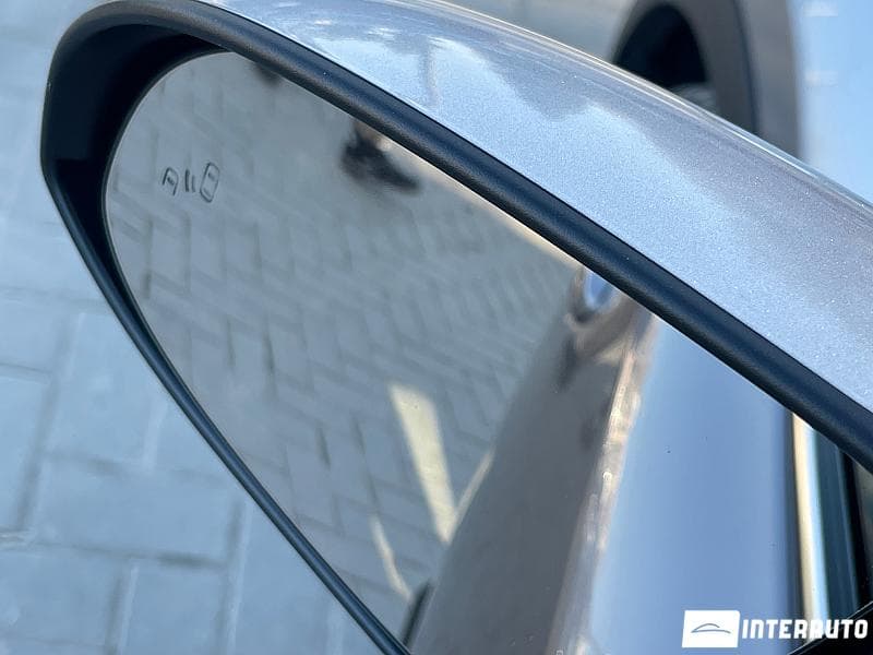 2018 Toyota C-HR — Miniatură 16
