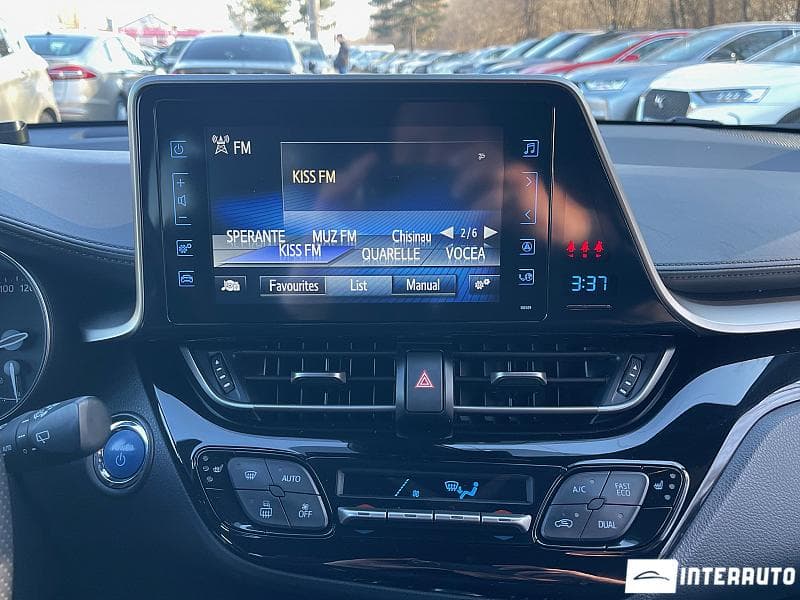 2018 Toyota C-HR — Miniatură 11