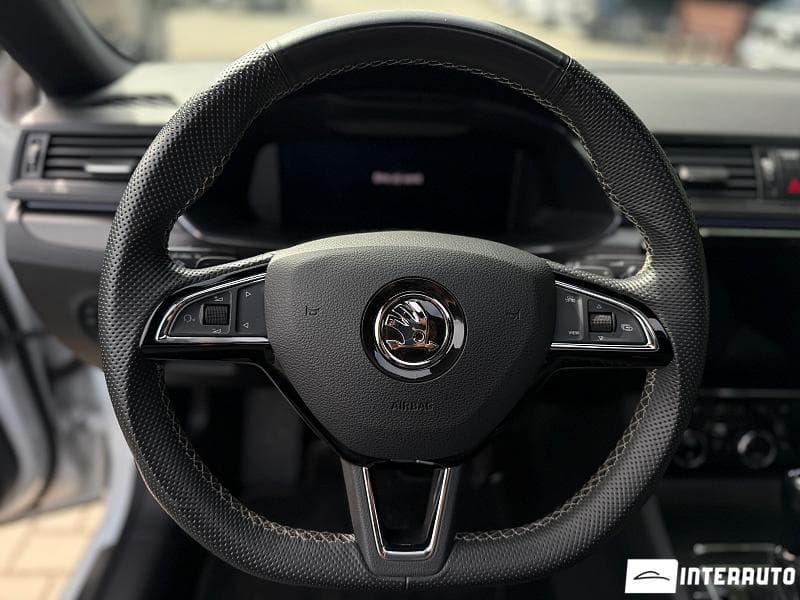 2020 Skoda Superb — Miniatură 10