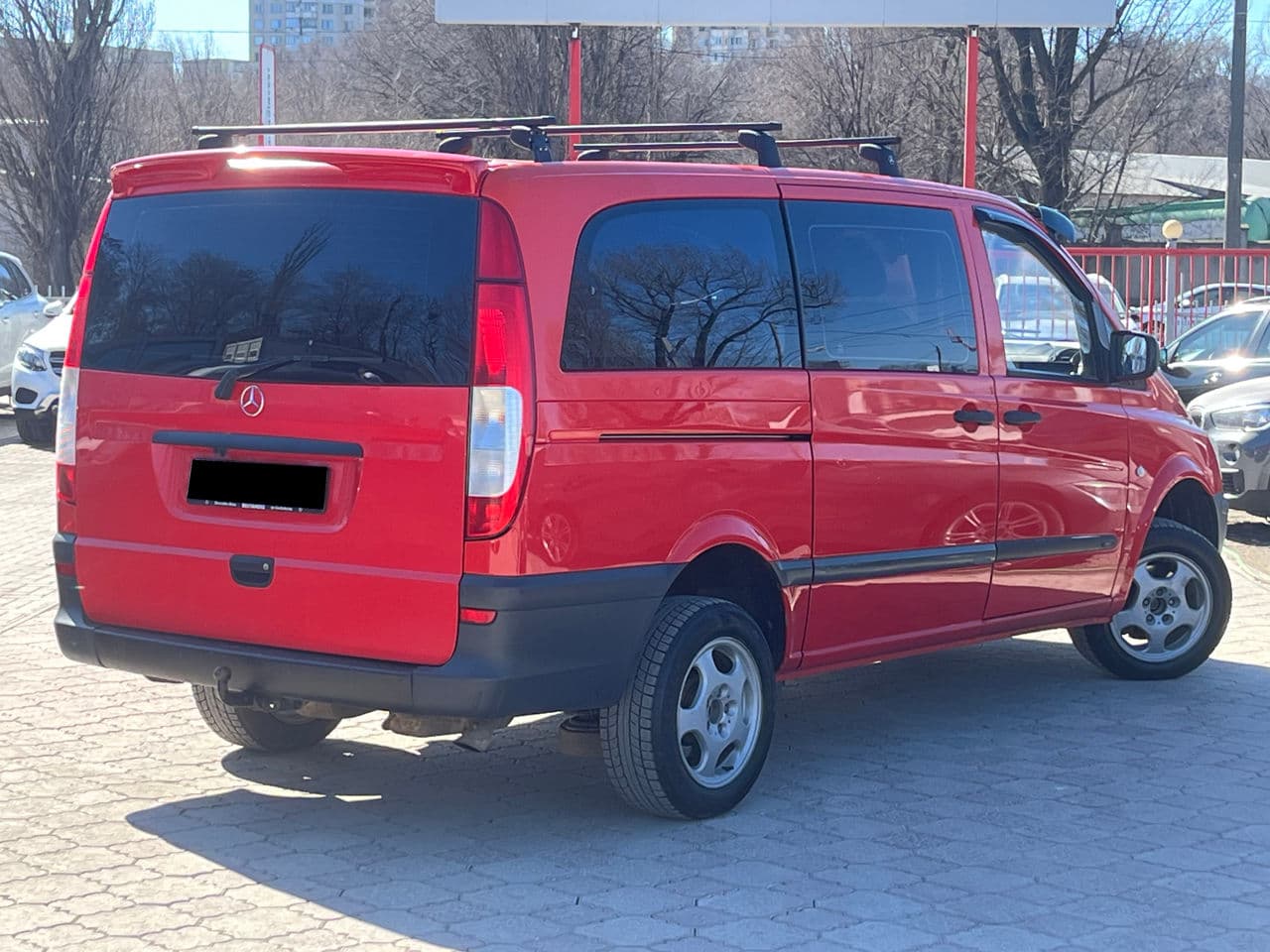 2011 Mercedes Vito — Miniatură 2