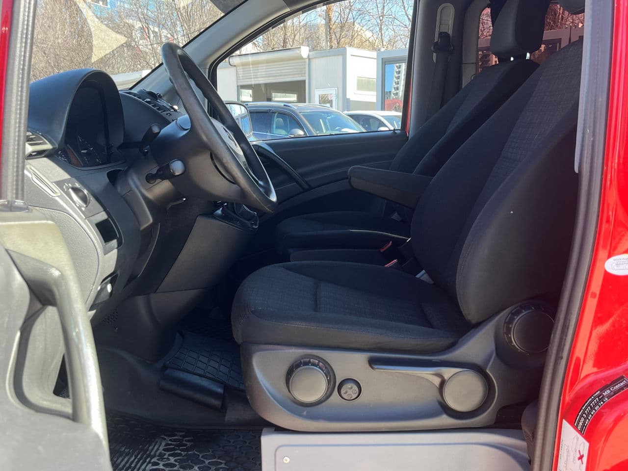 2011 Mercedes Vito — Miniatură 5