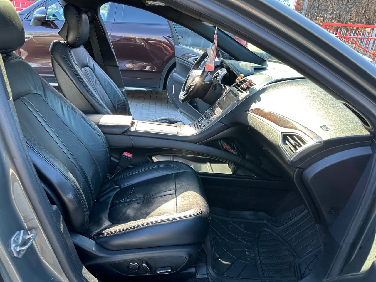 2016 Lincoln MKZ — Miniatură 5
