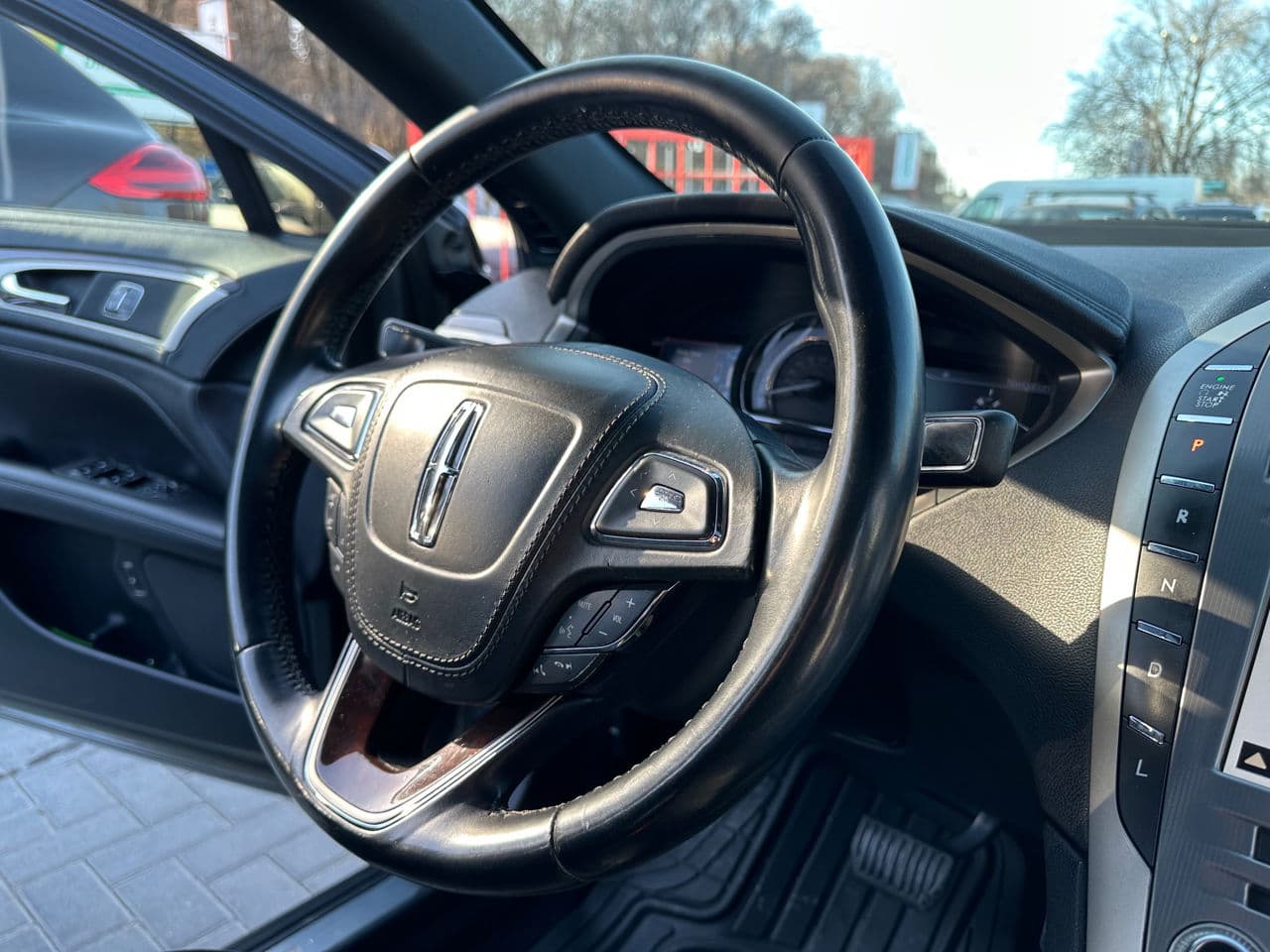 2016 Lincoln MKZ — Miniatură 8