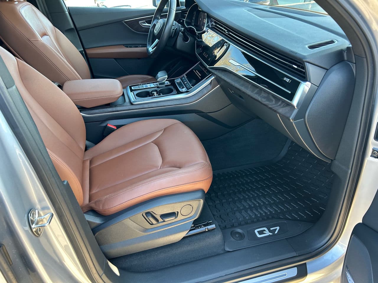 Audi Q7 2020 — Миниатюра 17