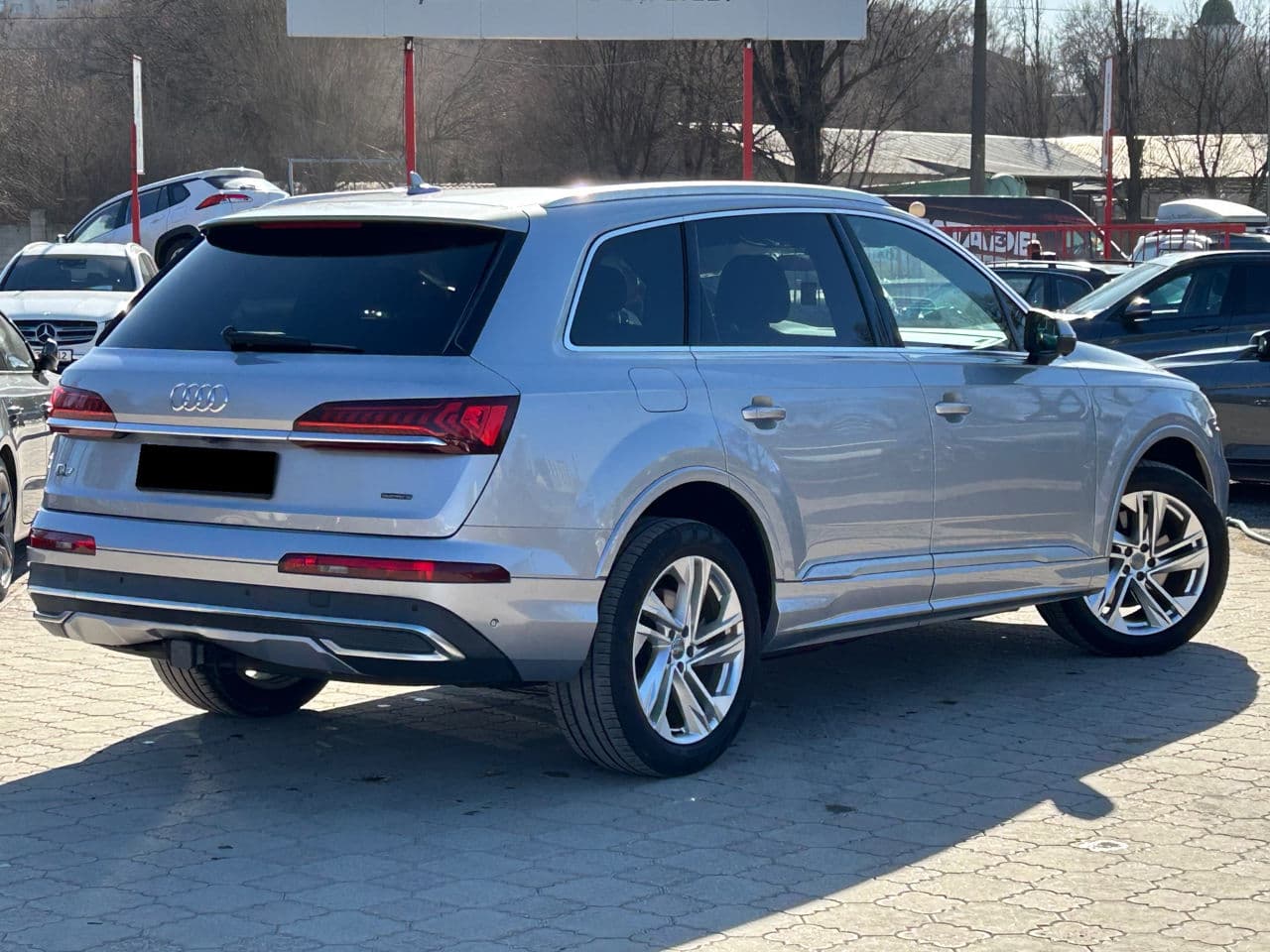 Audi Q7 2020 — Миниатюра 2