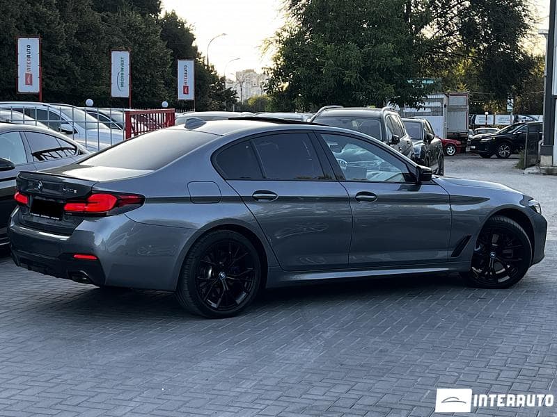 2023 BMW 530e — Miniatură 3