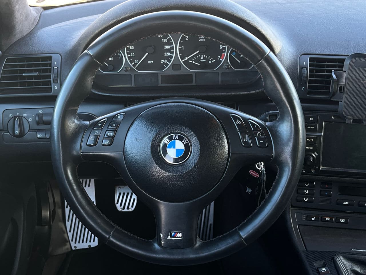 BMW 318 2004 — Миниатюра 7