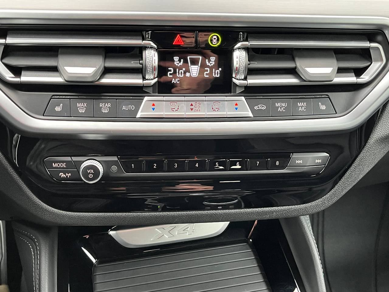 2024 BMW X4 2.0D — Miniatură 14