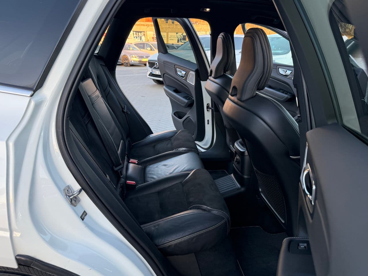 2019 Volvo XC 60 — Miniatură 18