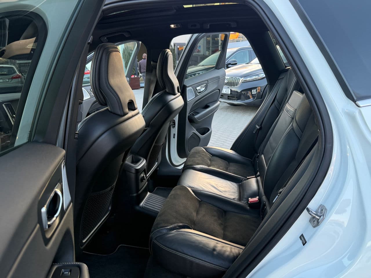 2019 Volvo XC 60 — Miniatură 16