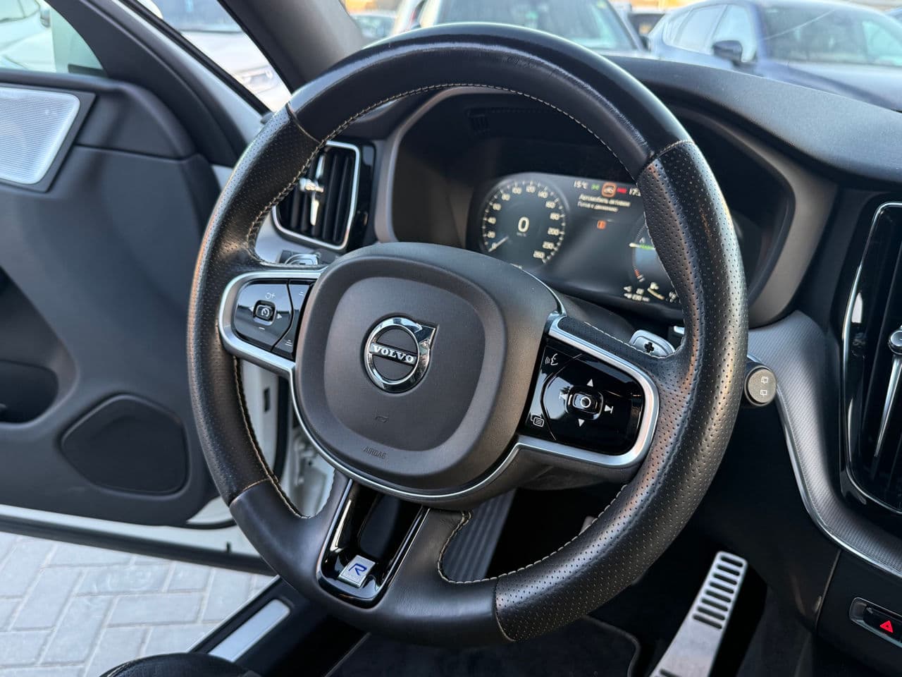 2019 Volvo XC 60 — Miniatură 9