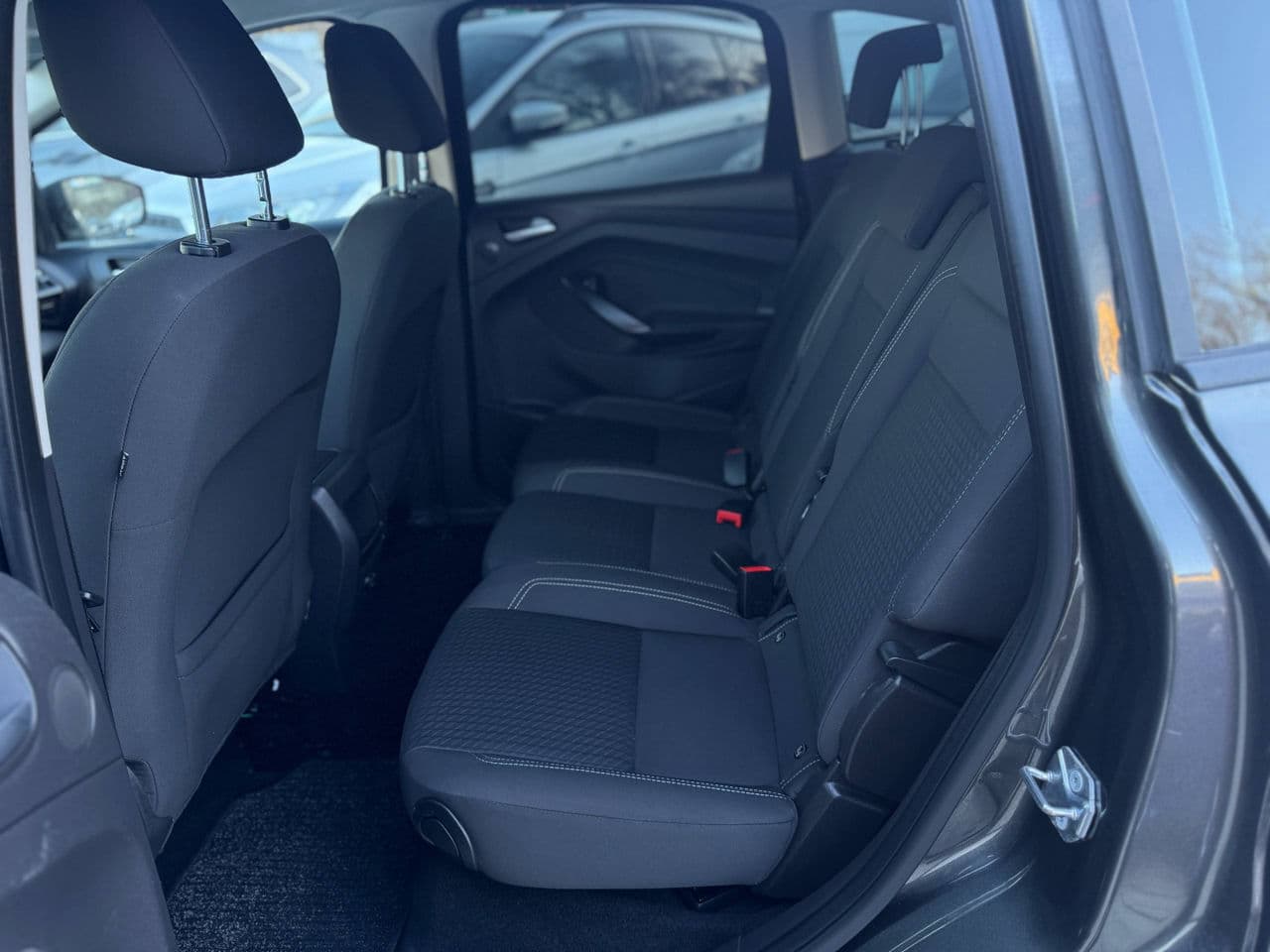2017 Ford C-MAX — Miniatură 14