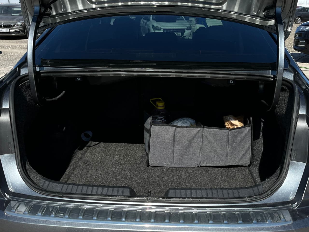 2019 Volkswagen Jetta — Miniatură 19