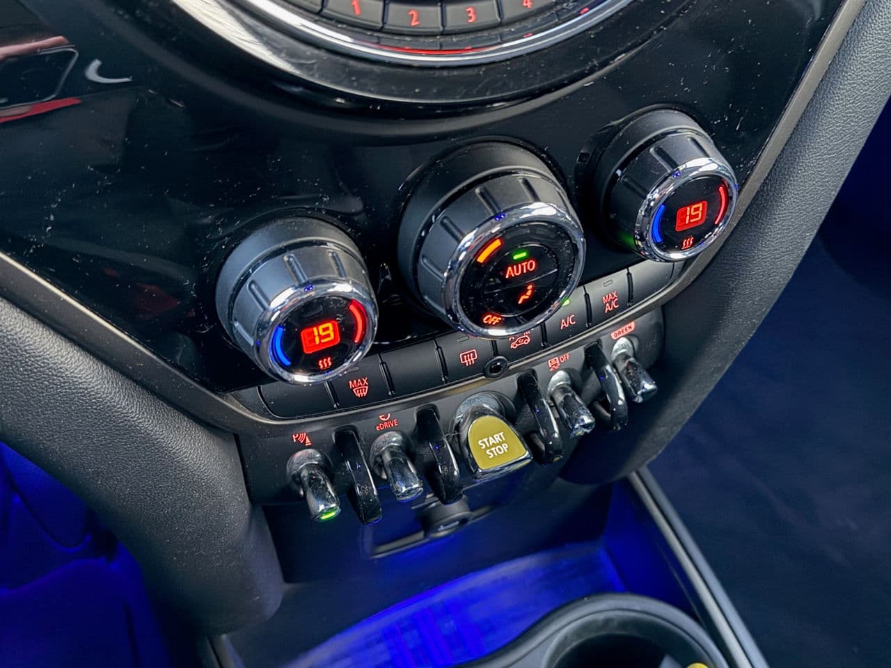 2019 Mini Countryman Cooper S ALL4 — Miniatură 8