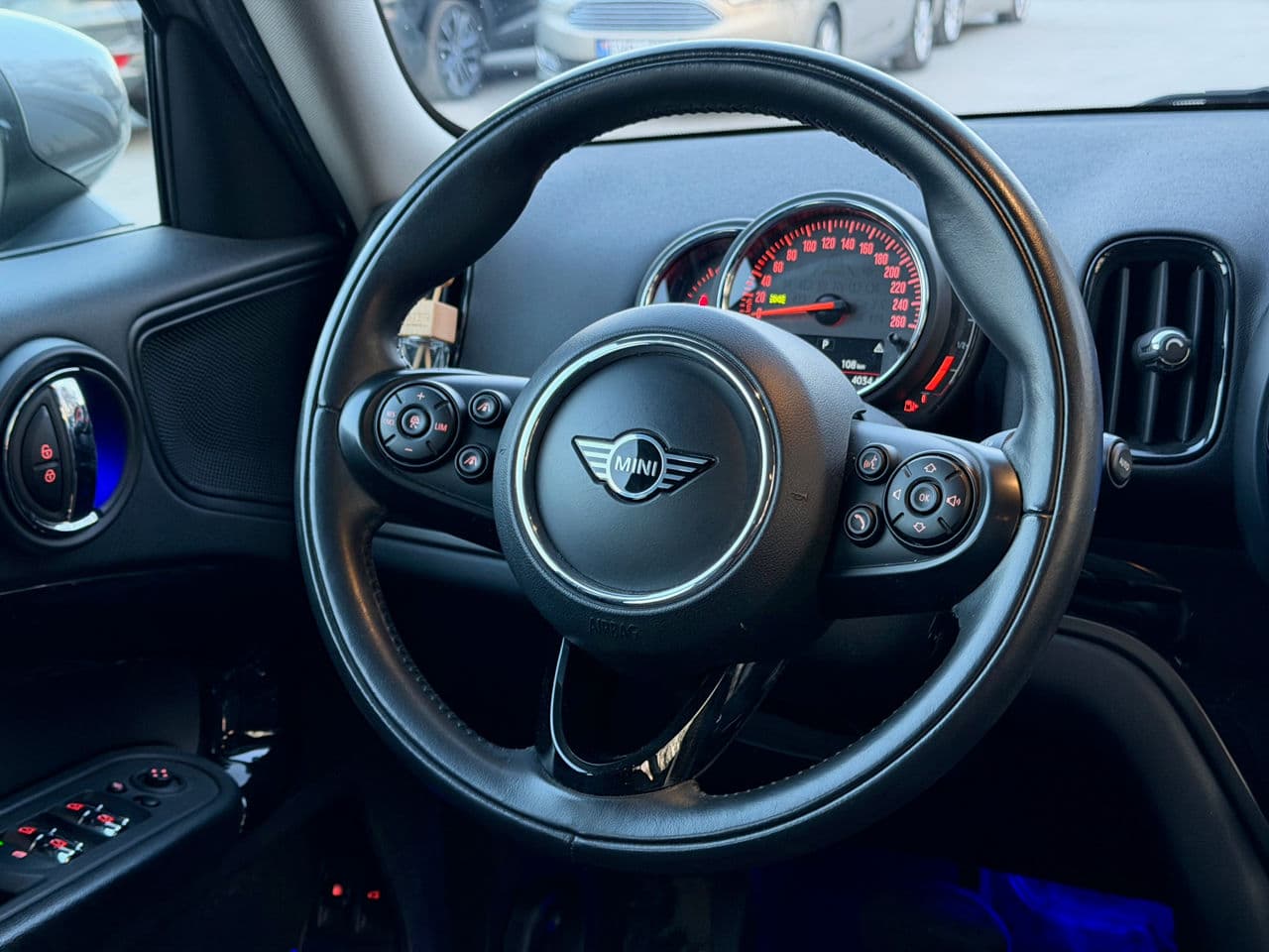 2019 Mini Countryman Cooper S ALL4 — Miniatură 13