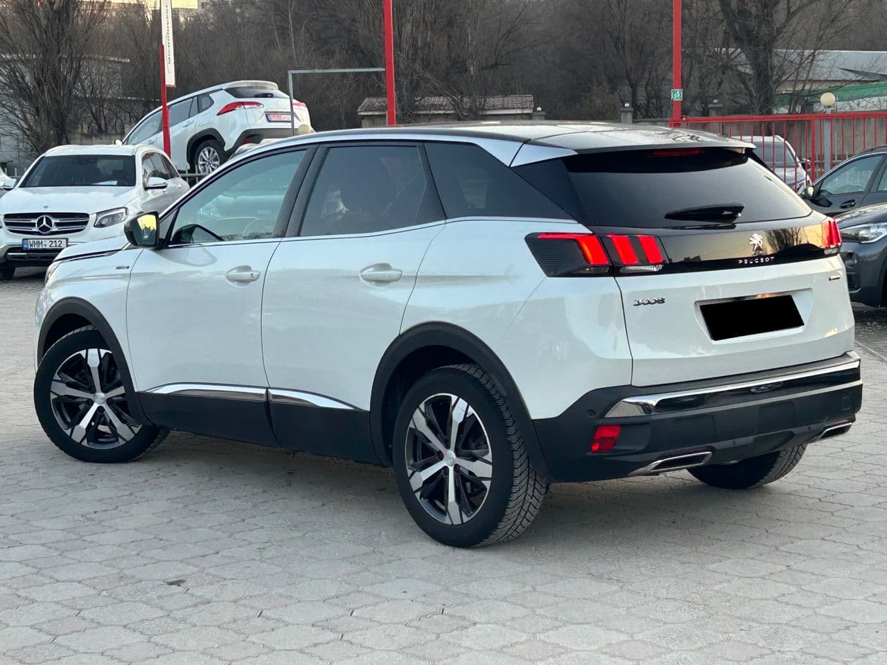 2020 Peugeot 3008 — Miniatură 3