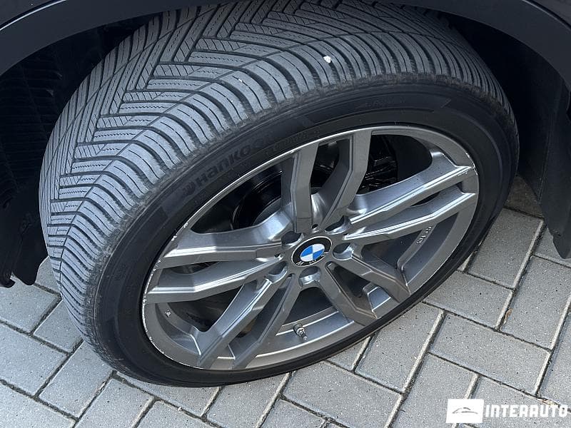 2017 BMW X5 2.5D — Miniatură 22