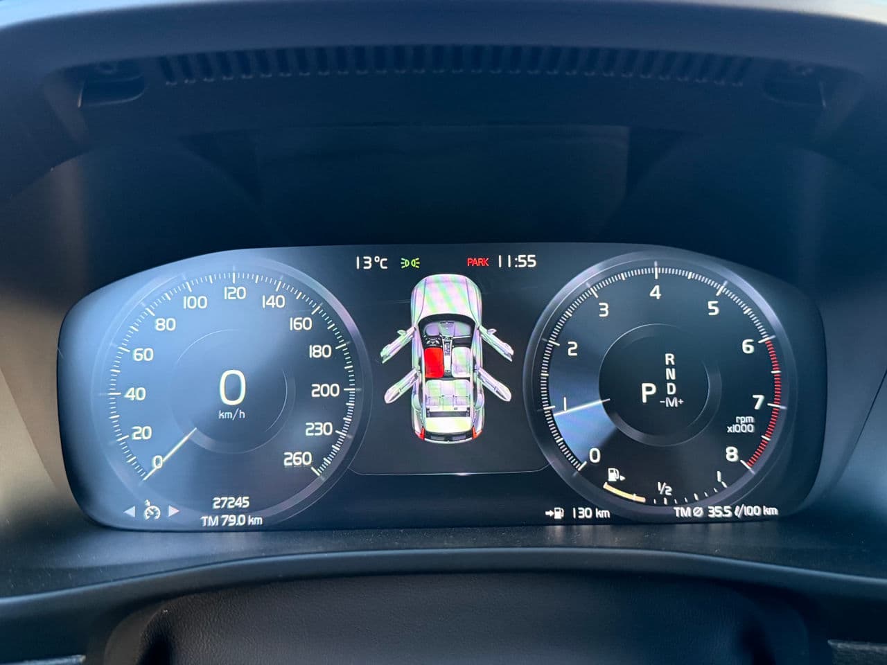 Volvo XC 40 2020 — Миниатюра 8