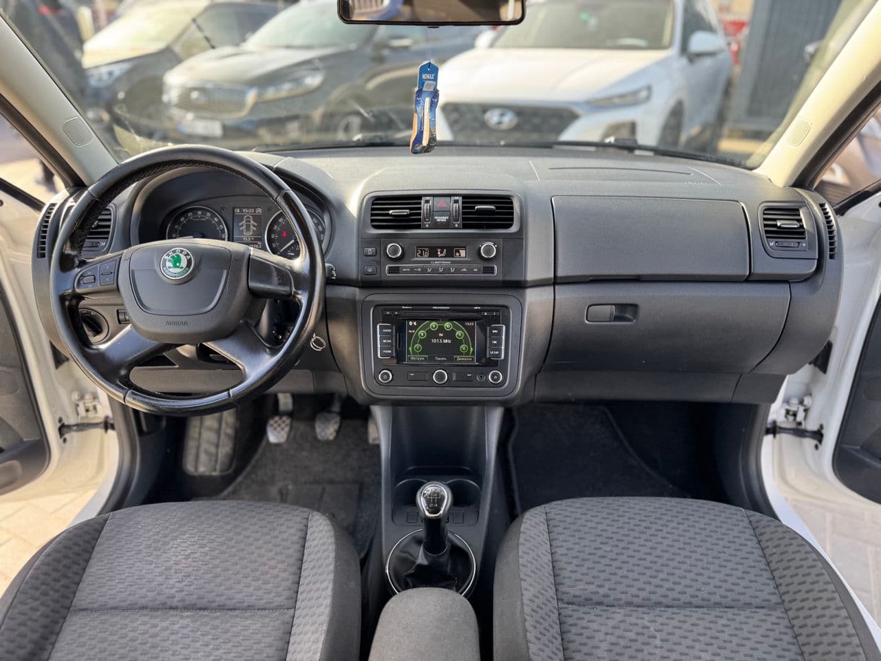 2012 Skoda Fabia — Miniatură 6