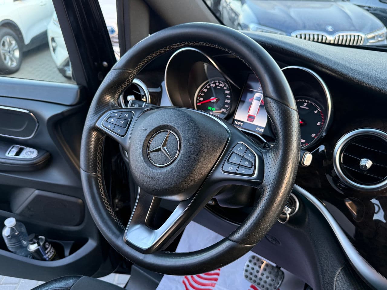 2018 Mercedes V 250 — Miniatură 7