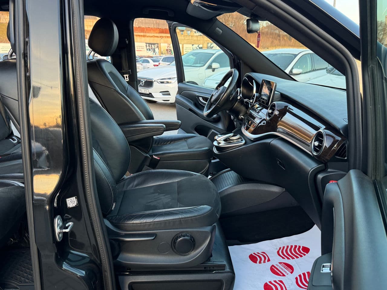 2018 Mercedes V 250 — Miniatură 15