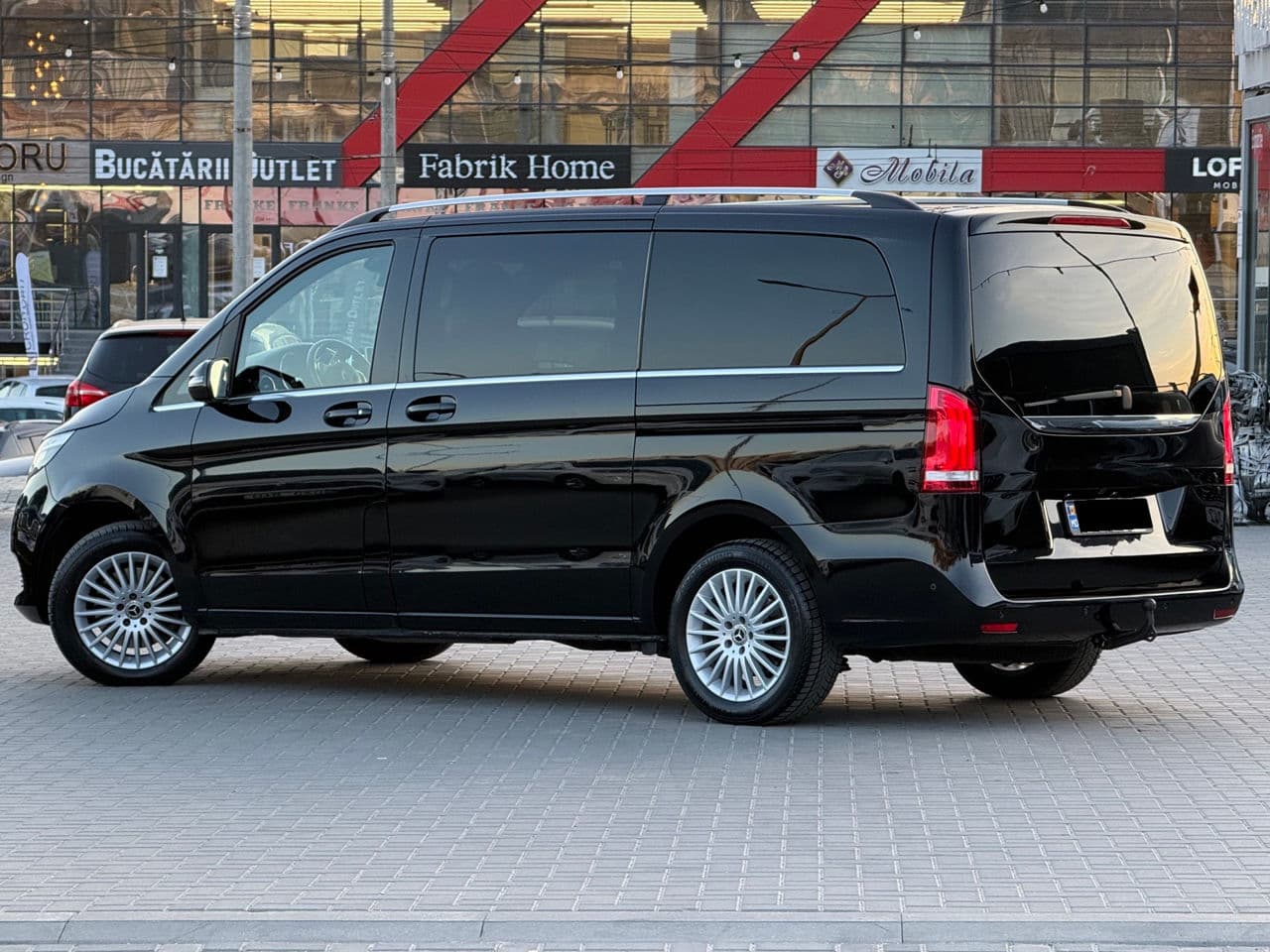 2018 Mercedes V 250 — Miniatură 4