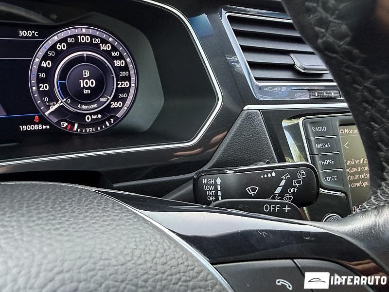 2016 Volkswagen Tiguan — Miniatură 13