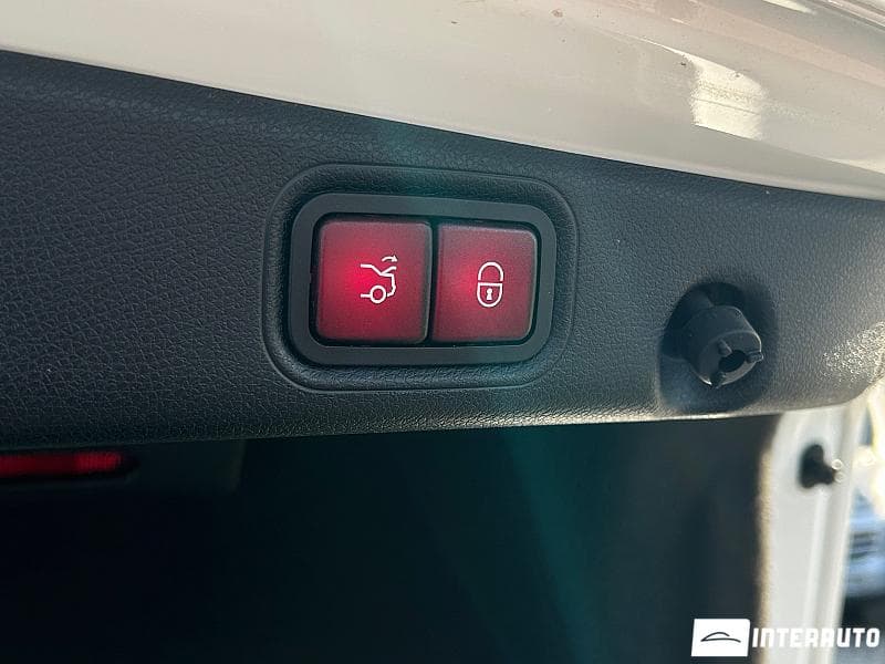 2020 Mercedes E 300de — Miniatură 21