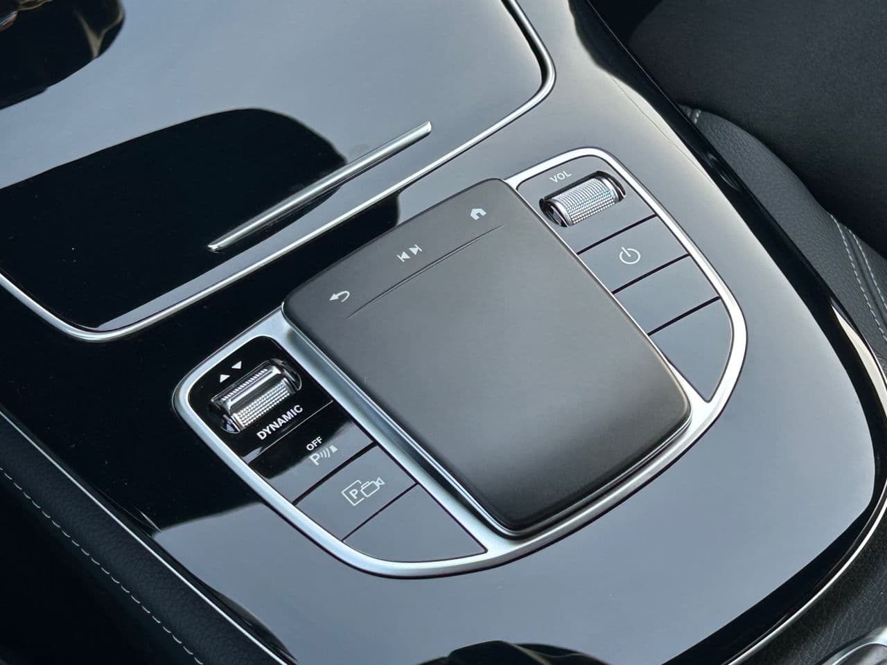 2020 Mercedes E 300de — Miniatură 15