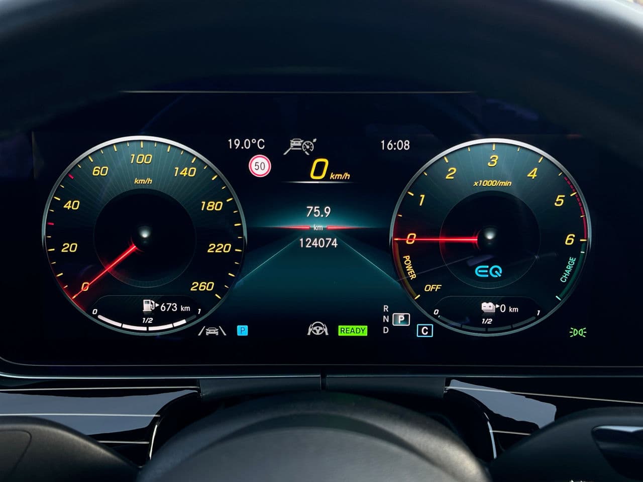 2020 Mercedes E 300de — Miniatură 11