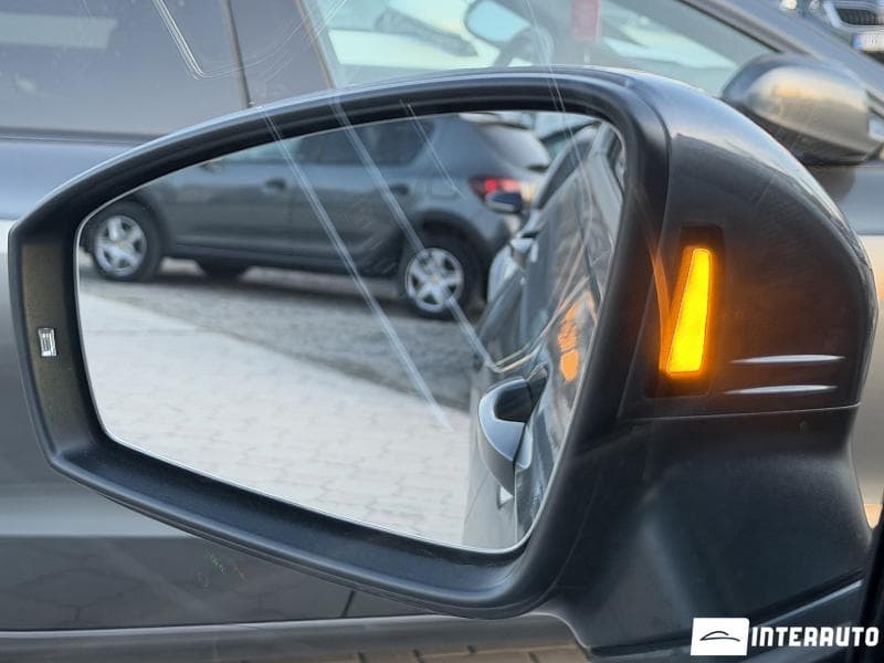 2023 Volkswagen Tiguan — Miniatură 5